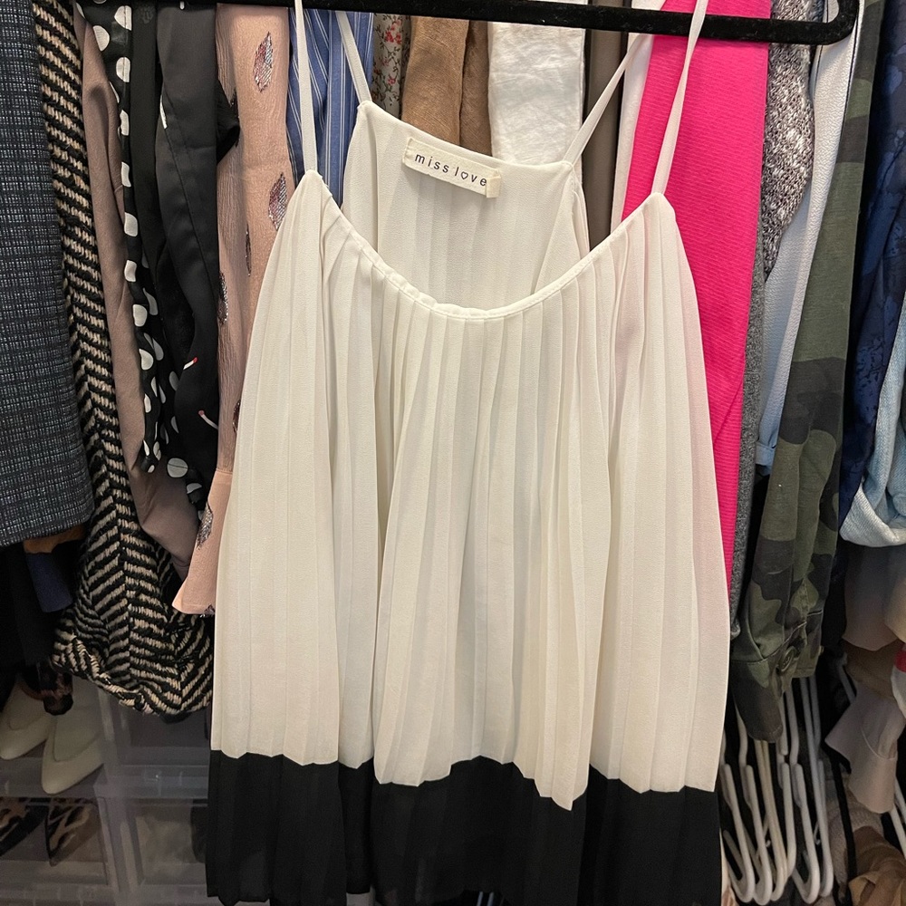 Two tone top